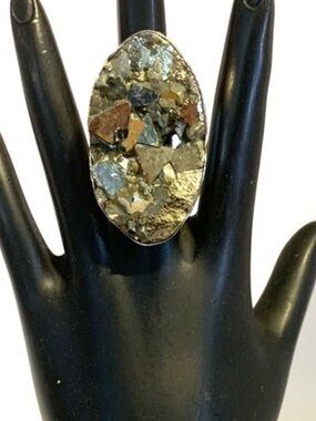 VINTAGE DINA MACKNEY STERLING SILVER 925 GENUINE PYRITE STATEMENT RING (7)